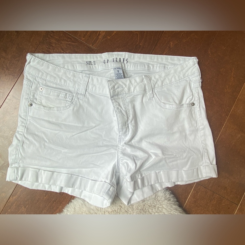 White Women's Shorts